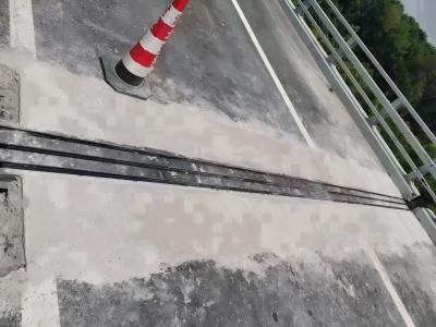 科尔沁右翼中伸缩缝更换后浇筑材料快速结构修补料速砼的产品特点及施工流程​